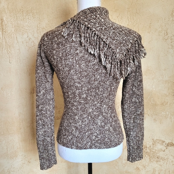 Mac & Jac Fringe Collar L/S Sweater - Picture 3 of 9